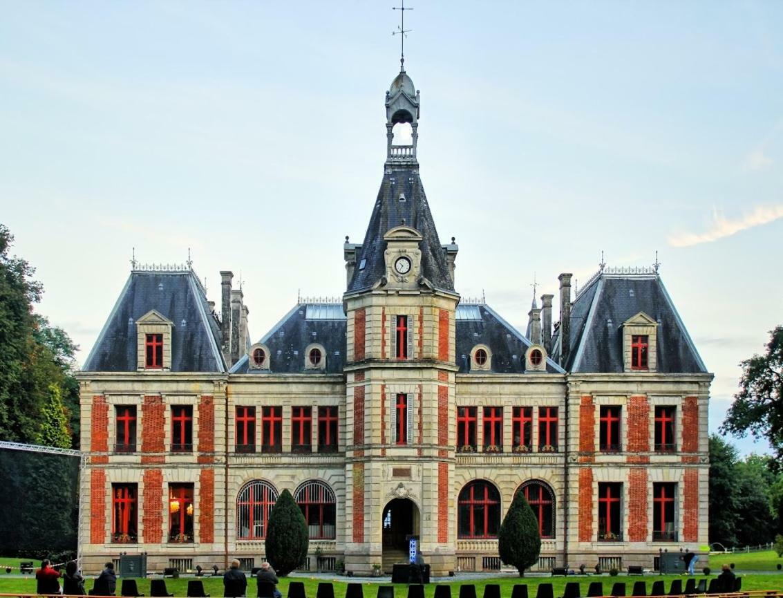 Chateau De Walmath Saint-Laurent-les-Églises Exteriér fotografie